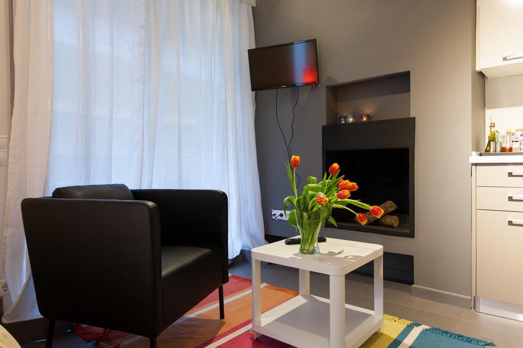 Homz Studios Neapolis Atenas Exterior foto