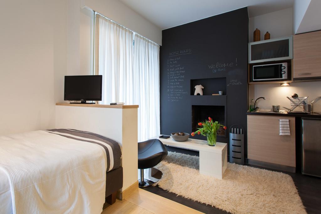 Homz Studios Neapolis Atenas Exterior foto